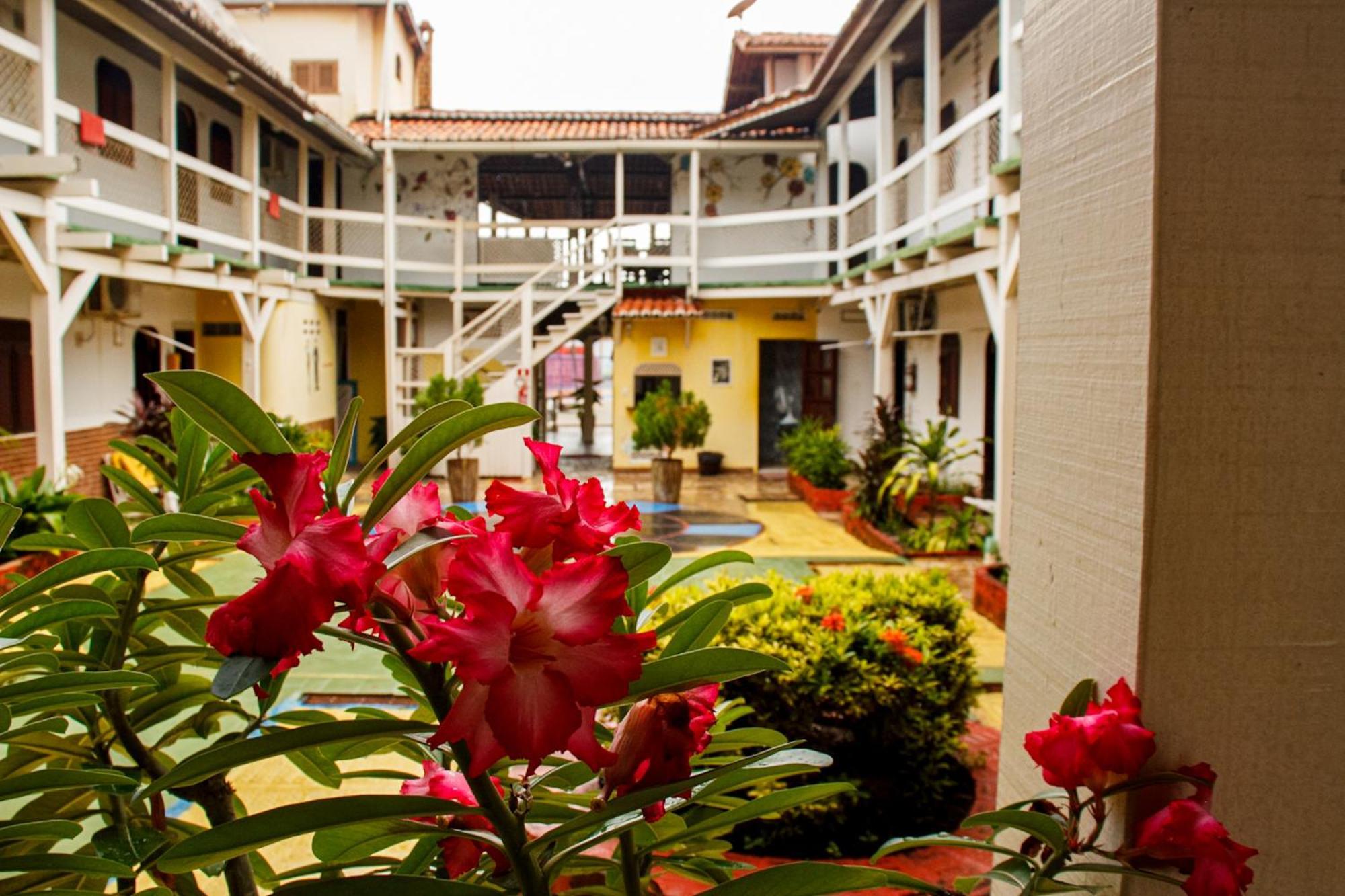 Pousada Tropicalia Canoa Quebrada Exterior photo